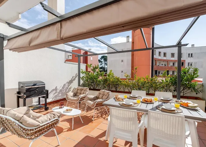 شقة Seabreeze Duplex - & Terrace فيانا دو كاستيلو