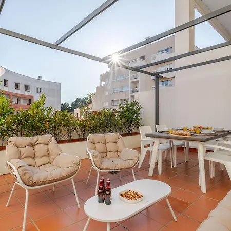 Seabreeze Duplex - & Terrace Apartment *